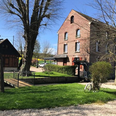 Saint-Omer-en-Chaussée Logis - Hotel & Restaurant Moulin Des Forges מראה חיצוני תמונה