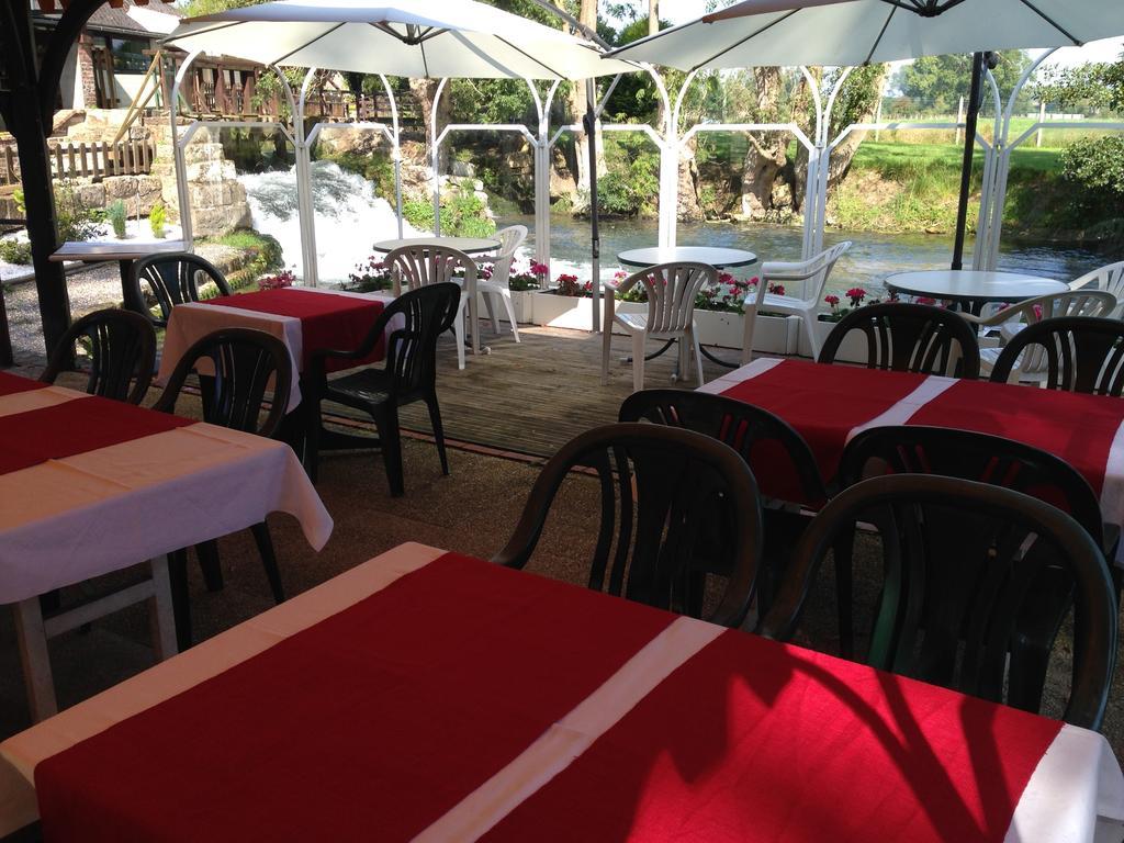 Saint-Omer-en-Chaussée Logis - Hotel & Restaurant Moulin Des Forges מראה חיצוני תמונה