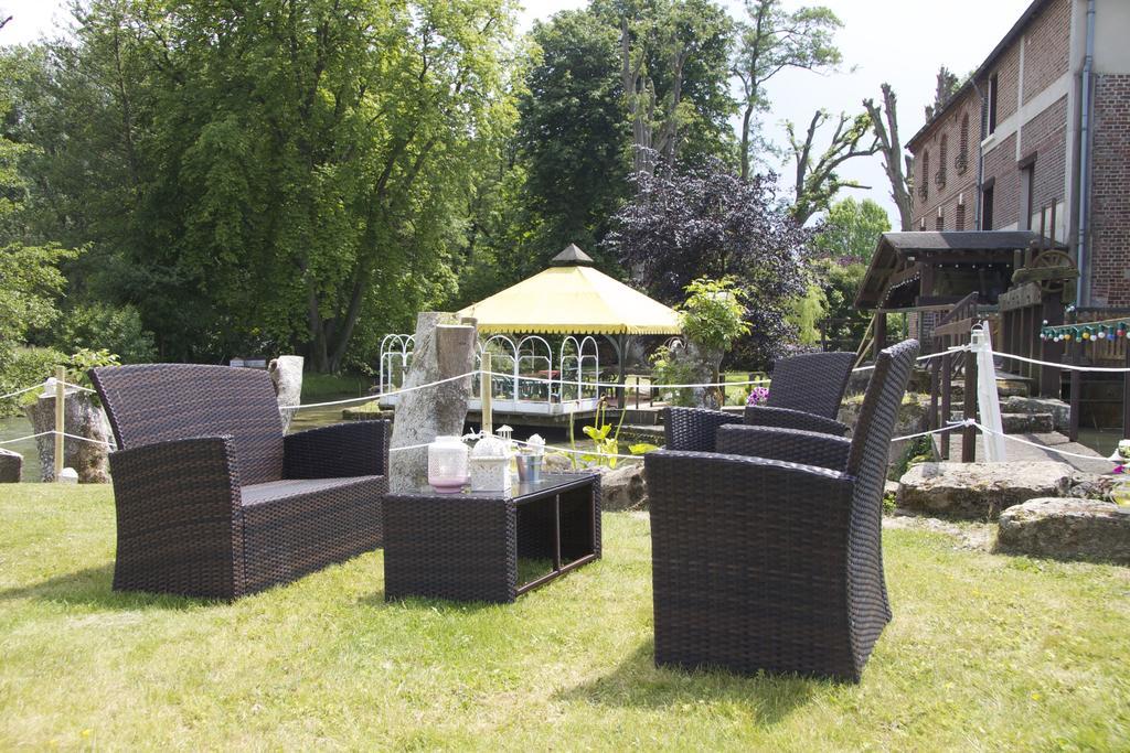 Saint-Omer-en-Chaussée Logis - Hotel & Restaurant Moulin Des Forges מראה חיצוני תמונה