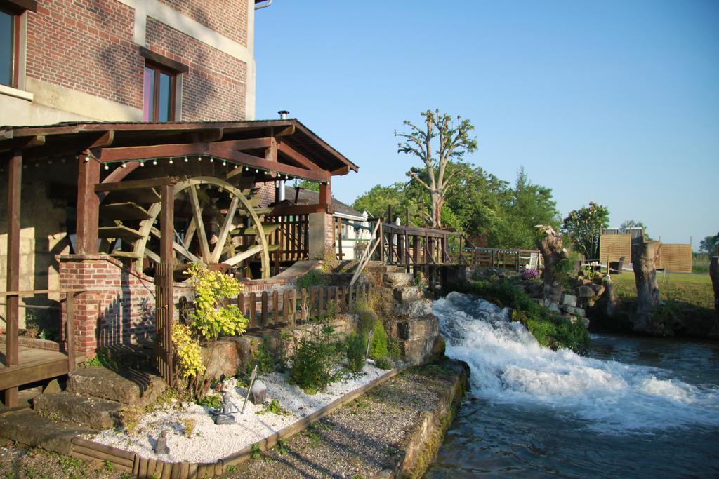 Saint-Omer-en-Chaussée Logis - Hotel & Restaurant Moulin Des Forges מראה חיצוני תמונה