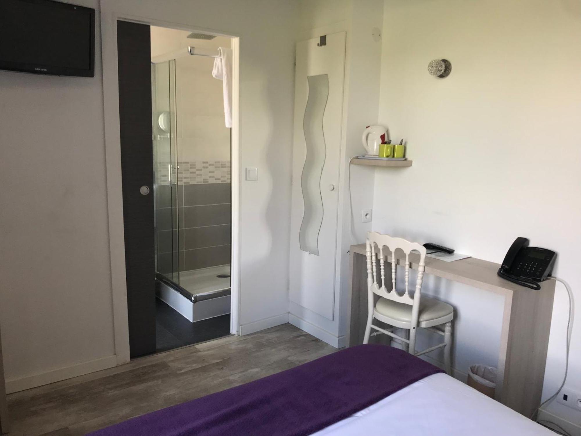 Saint-Omer-en-Chaussée Logis - Hotel & Restaurant Moulin Des Forges מראה חיצוני תמונה