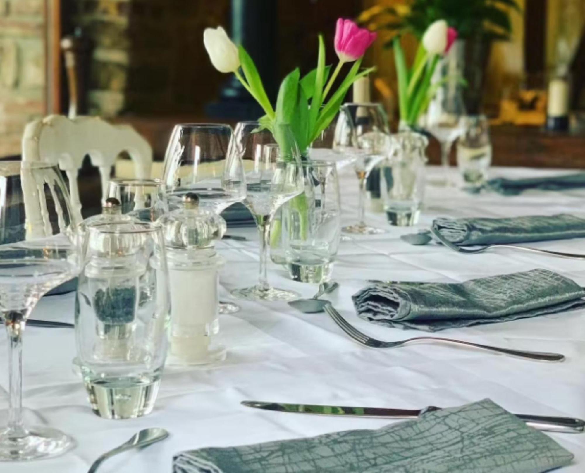 Saint-Omer-en-Chaussée Logis - Hotel & Restaurant Moulin Des Forges מראה חיצוני תמונה